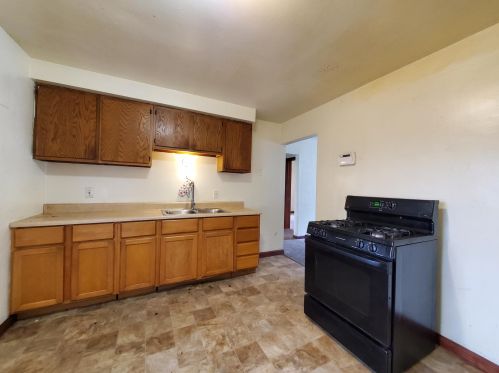 5059 51st Blvd, Milwaukee WI  53218-4330 exterior