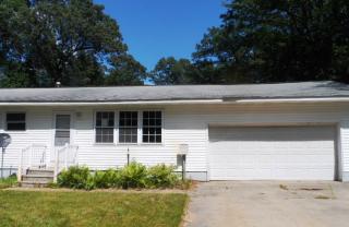 2102 Maple Is Rd, Meskegon MI  49442-9479 exterior