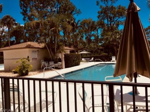 1701 Courtyard Way, Naples FL 34112-9305 exterior