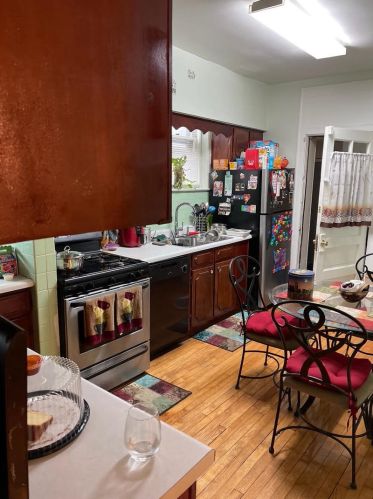 850 88 Pl, Chicago IL 60619-6908 exterior