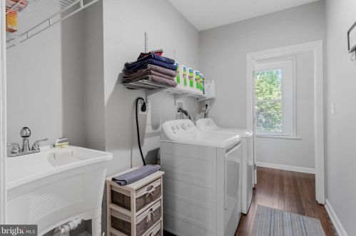 111 Pacific Ave, Camden NJ 08108-1012 exterior