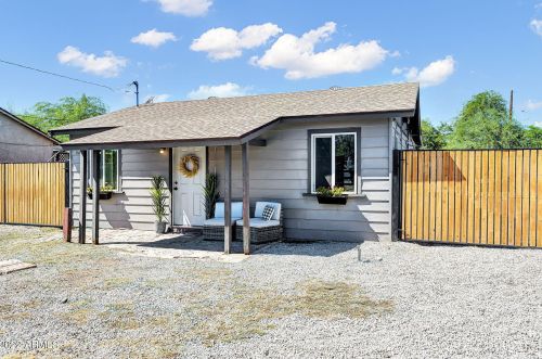 9440 9 Ave, Phoenix AZ 85021-3102 exterior