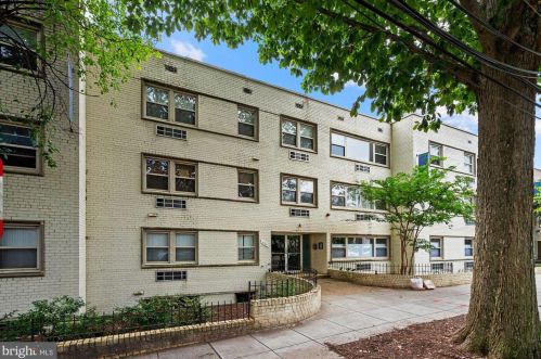 604 Longfellow St, Washington DC  20011-3076 exterior