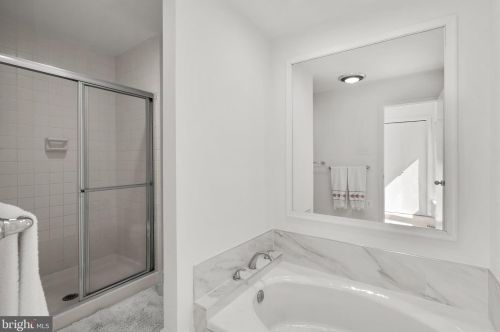 4341 Embassy Park Dr, Washington DC 20016-3607 exterior