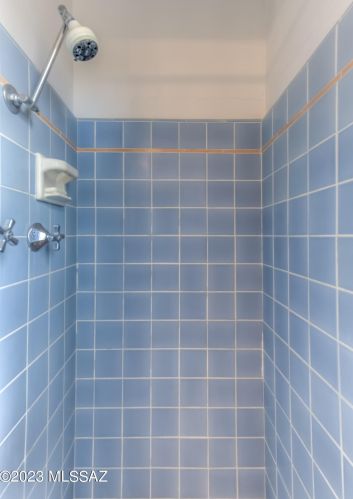 2130 Hampton St, Tucson AZ 85712-2312 exterior