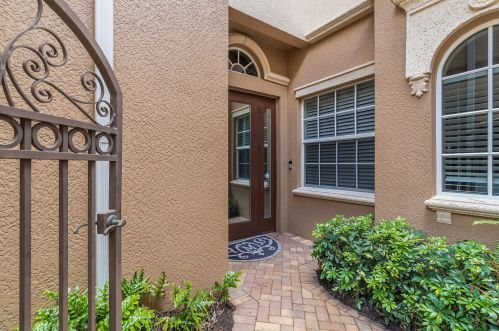 9284 Menaggio Ct, Naples, FL 34114-9668