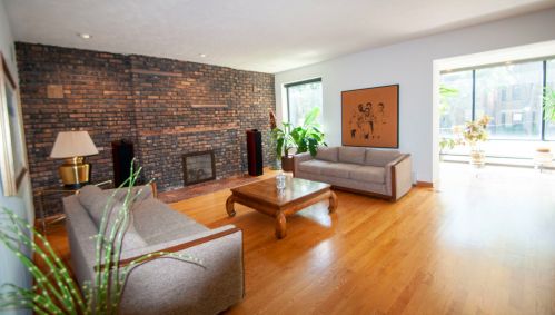 5229 Greenwood Ave, Chicago, IL 60615-4334