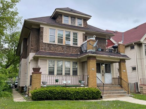 2909 53rd St, Milwaukee, WI 53210-1616