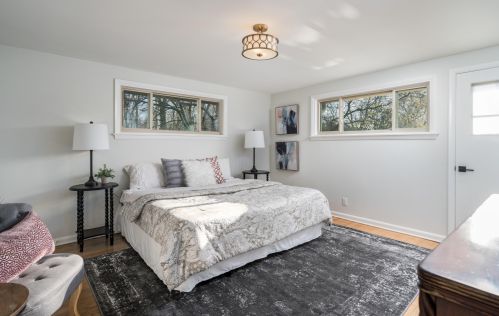 229 Bergen Dr, Milwaukee WI  53217-2308 exterior