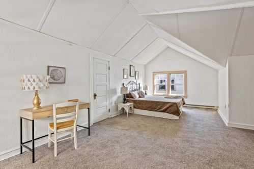 2229 57, Milwaukee WI 53219-2206 exterior