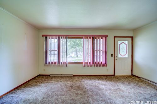 633 Randall Rd, Meskegon MI 49441-4953 exterior