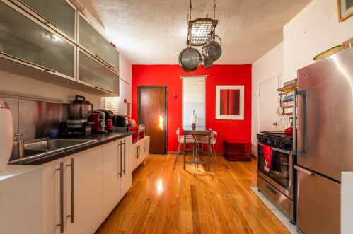 1908 May St, Chicago IL 60608-3305 exterior