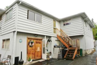 143 156th St, Seattle, WA 98148-1220