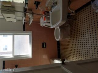 19421 Sawyer St, Detroit MI  48228-3329 exterior