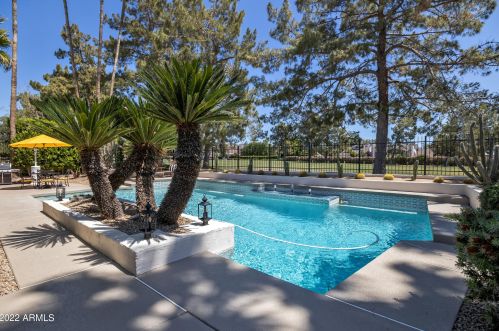 5335 26th St, Phoenix AZ  85016-3615 exterior