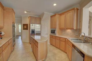 2 Graylin Woods Pl, Spring TX  77382-1785 exterior