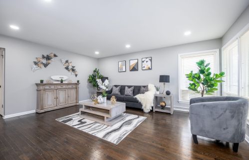 8841 Palmetto Ave, Milwaukee WI  53225-5009 exterior