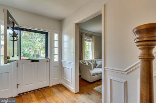 827 Royal St, Alexandria VA  22314-4340 exterior