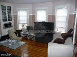 36 Easton St, Boston MA  02134-1407 exterior