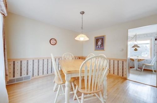 839 Bower Hill Rd, Pittsburgh PA 15243-1508 exterior