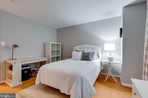 5262 Maris Ave, Alexandria VA exterior