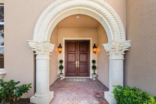 8593 Bellagio Dr, Naples FL 34114-6434 exterior