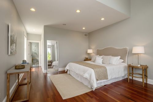 1520 Cleveland Ave, Chicago IL  60610-1110 exterior