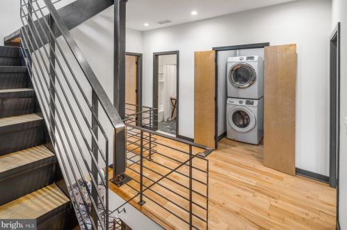 2401 Emerald St, Philadelphia PA  19125-1204 exterior