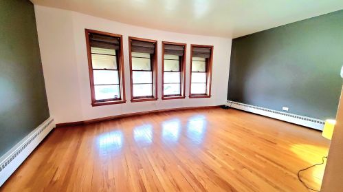 3037 Austin Ave, Chicago IL 60638-1418 exterior