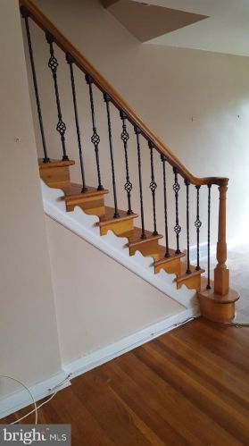 7926 Gilbert St, Philadelphia PA 19150-2506 exterior