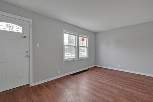 937 123rd St, Chicago IL 60827-5723 exterior