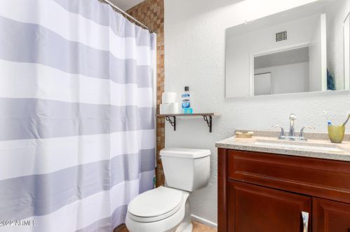 202 Betty Elyse Ln, Phoenix AZ 85032-4254 exterior