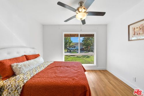 1837 Las Lanas Ln, Fullerton CA  92833-1814 exterior