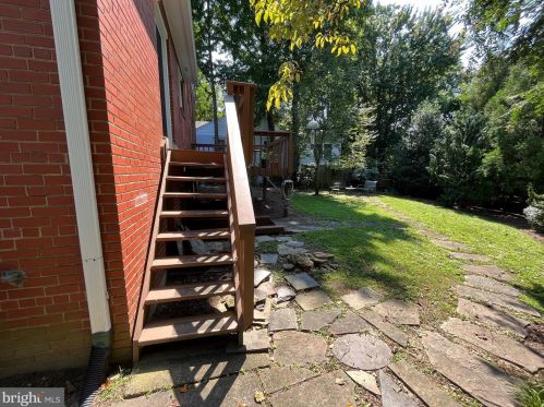 5027 Eskridge Ter, Washington DC  20016-3444 exterior