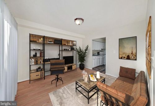 5537 Burnside Dr, Rockville MD 20853-2457 exterior