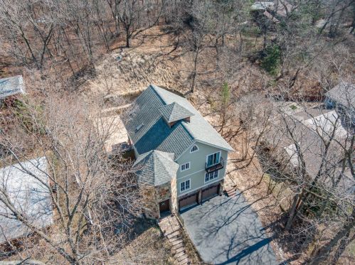 665 Shelby St, Gary IN 46403-2254 exterior