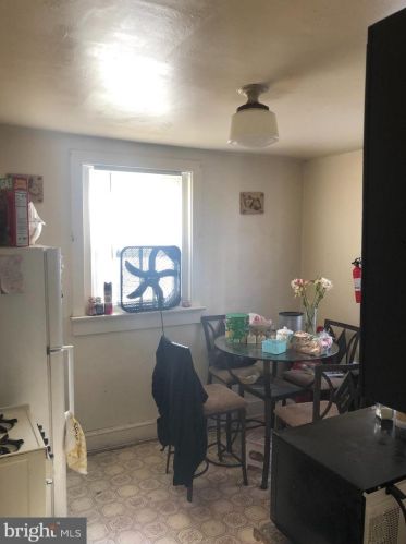 636 High St, Lancaster PA 17603-5526 exterior