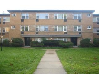 6825 Seeley Ave, Chicago, IL 60645-4947
