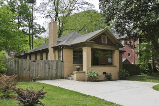 1637 Flat Shoals Rd, Atlanta GA  30349-6151 exterior