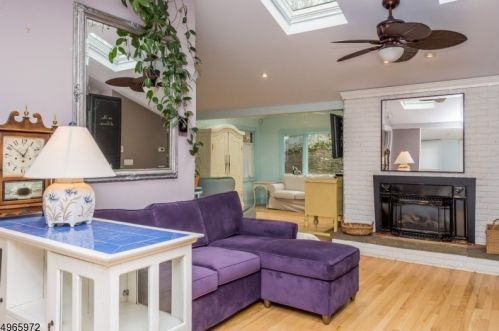 28 Rd, Bloomingdale NJ 07403-1425 exterior