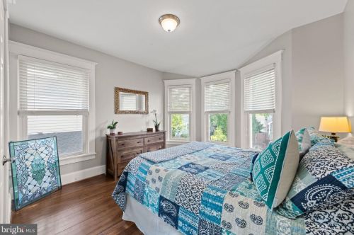 312 Raymond Ave, Alexandria VA 22301-1037 exterior