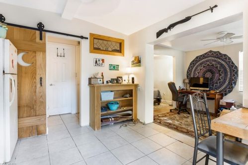 2716 Linwood Ave, Naples FL 34112-4733 exterior