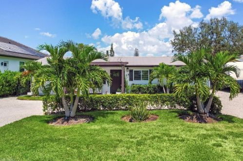 1225 Michigan Ave, Naples, FL 34103-3873