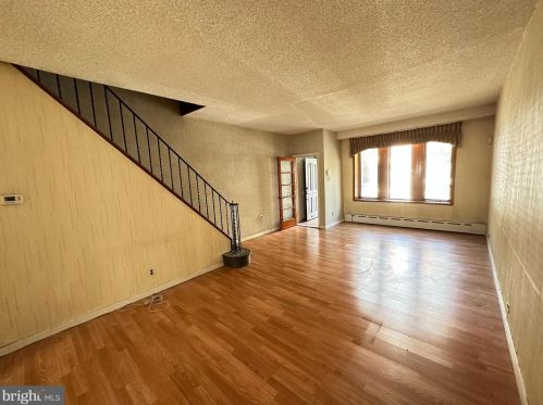 2537 Carlisle St, Philadelphia PA 19132-4012 exterior