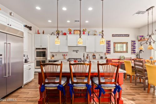 5310 2nd St, Phoenix AZ 85085-7756 exterior