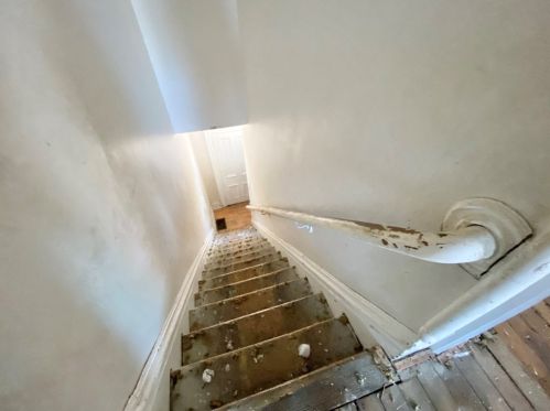 1311 Lowrie St, Pittsburgh PA 15212-4325 exterior