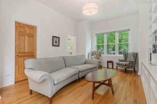 2515 Lyndale St, Chicago IL 60647-3112 exterior