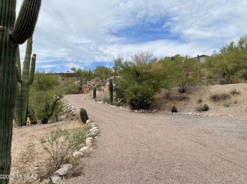 5040 Camino Esplendora, Tucson AZ 85718-4508 exterior