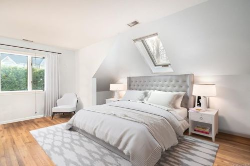 18 Day Rd, Armonk NY exterior