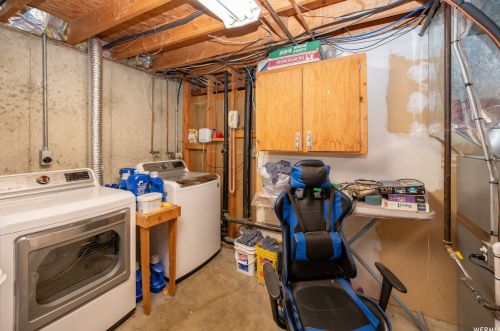 9425 170, Sandy UT 84070-3317 exterior